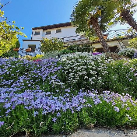 Al Nifontano B&B - Ideal For Family Or Couples - 2 Rooms - Lakeview Varese Bagian luar foto