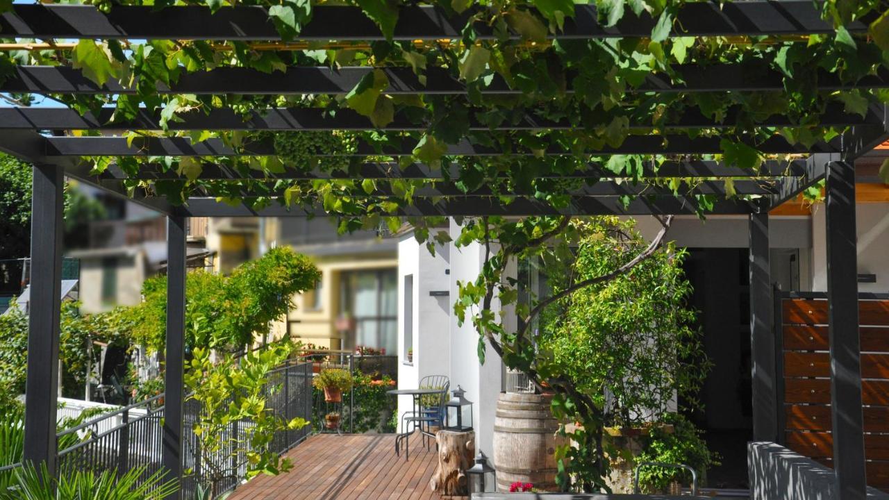 Al Nifontano B&B - Ideal For Family Or Couples - 2 Rooms - Lakeview Varese Bagian luar foto